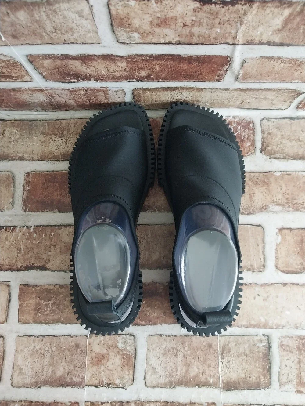 Arche brand new